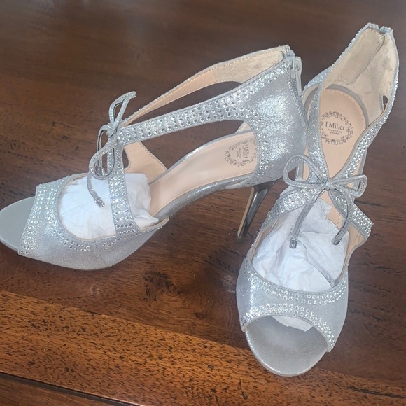 Silver Imiller Heels New Size 8.5 - Picture 4 of 10